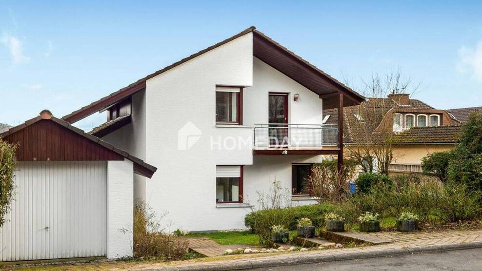Großzügig, hell, einladend - Ihr Traumhaus mit Blick auf den Petersberg und Drachenfels
