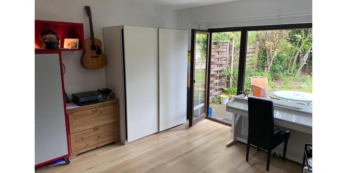 Einfamilienhaus Bonn Gielgen - 5 Zimmer, 24 m&sup2;, 465&euro; | Angebot:25053914