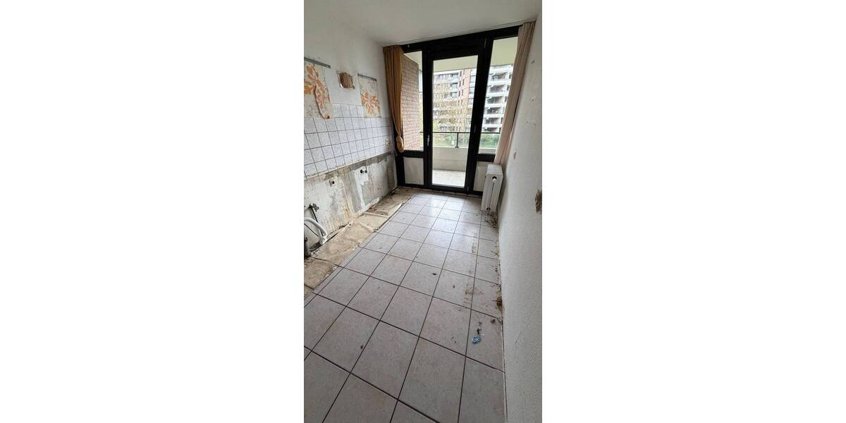 Etagenwohnung Köln Westhoven - 3 Zimmer, 86 m&sup2;, 239.900&euro; | Angebot:26475977