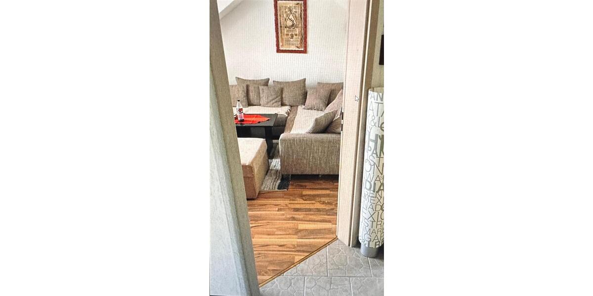 Dachgeschoßwohnung Bergisch Gladbach Gronau - 3 Zimmer, 70 m&sup2;, 1.100&euro; | Angebot:25274240