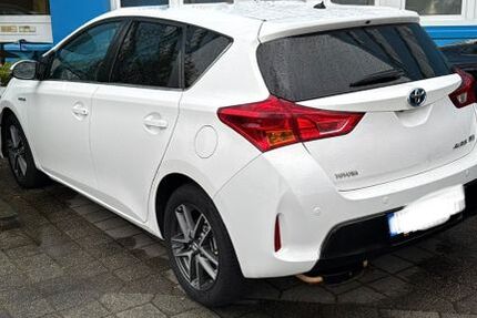Toyota Auris 137.000 km 11.100 &euro; Köln 50739