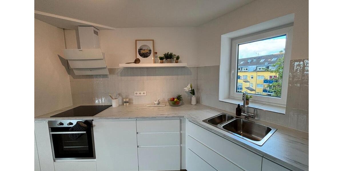 Dachgeschoßwohnung Köln Mülheim - 2.5 Zimmer, 54 m&sup2;, 317.000&euro; | Angebot:26999708