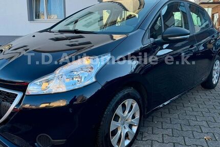Peugeot 208 145.000 km 4.490 &euro; Troisdorf 53840