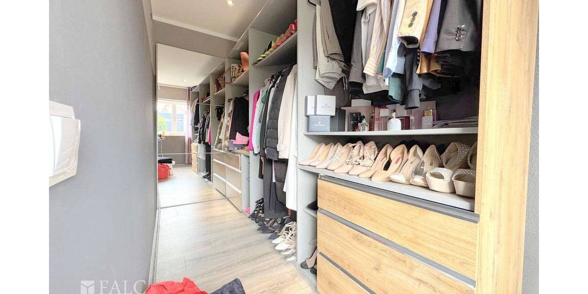 Einfamilienhaus Lohmar-Weegen Weegen - 5 Zimmer, 210 m&sup2;, 629.000&euro; | Angebot:25800558