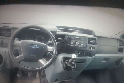 Ford Transit 180.000 km 6.950 &euro; ,,,, 40789