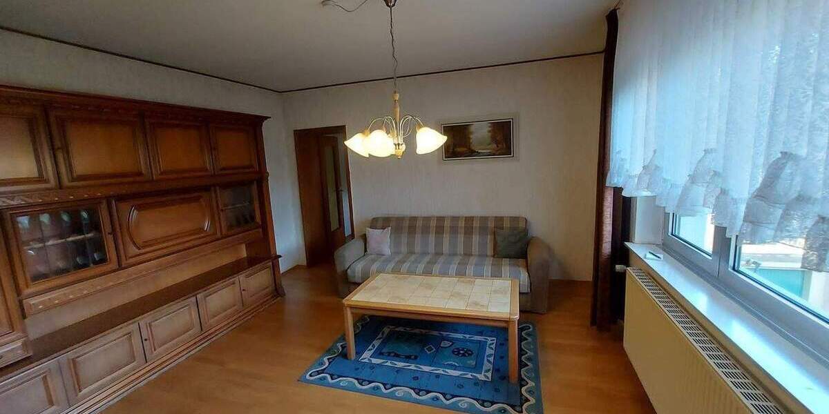 Doppelhaushälfte Bornheim - 7 Zimmer, 162 m&sup2;, 328.000&euro; | Angebot:26686407