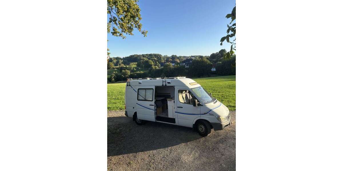 Mercedes-Benz Sprinter 180.625 km 14.200 &euro; Bergisch Gladbach 51467