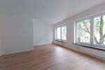 Düsseldorf-Flingern-Süd, Engelbertstraße - Komplett sanierte 2-Zimmer-Wohnung mit großer Sonnenterrasse zeitnah zu mieten !!