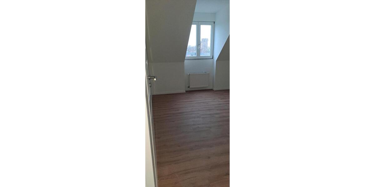 Dachgeschoßwohnung Erftstadt - 3 Zimmer, 85 m&sup2;, 1.000&euro; | Angebot:26231184