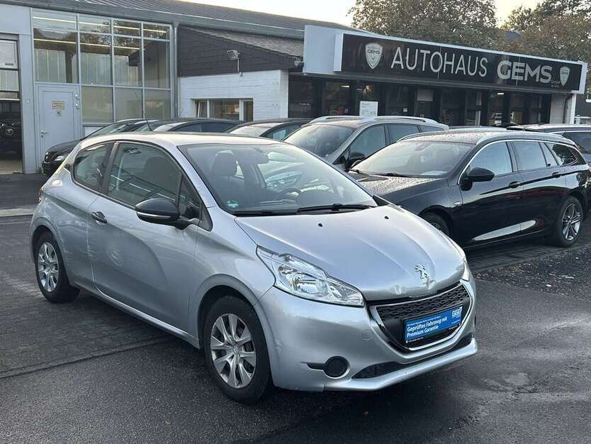 Peugeot 208 75.800 km 3.790 € Königswinter 53639
