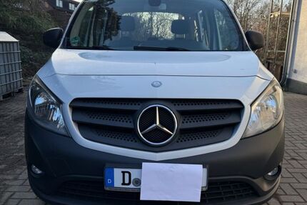 Mercedes-Benz Citan 165.000 km 7.400 &euro; Solingen 42651