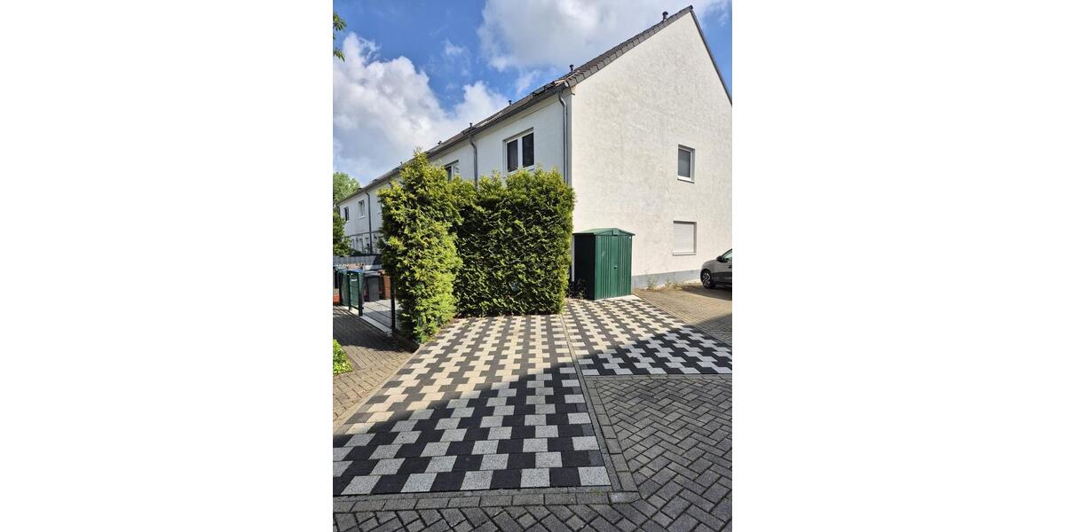 Reihenhaus Bergisch Gladbach Gronau - 7 Zimmer, 150 m&sup2;, 740.000&euro; | Angebot:26484941