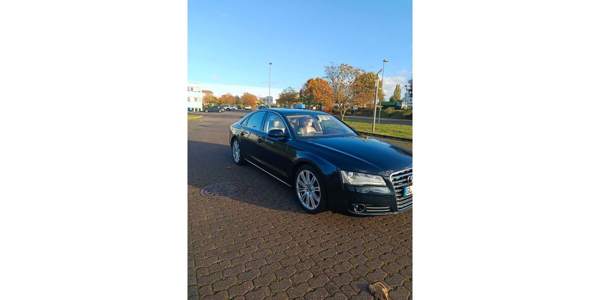Audi A8 240.000 km 21.000 &euro; Burscheid 51399
