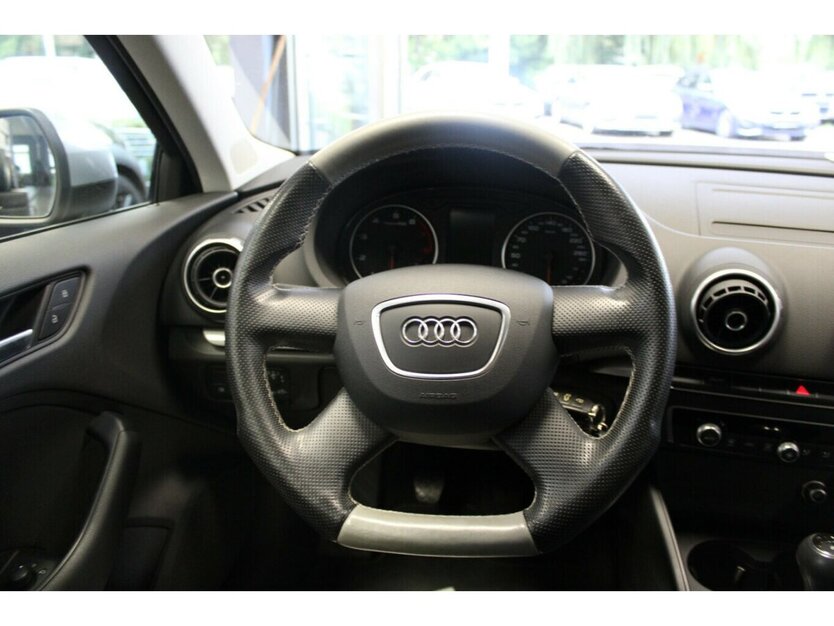 Audi A3 1.4 TFSI ultra Attraction 120.877 km 10.980 € Euskirchen 53881