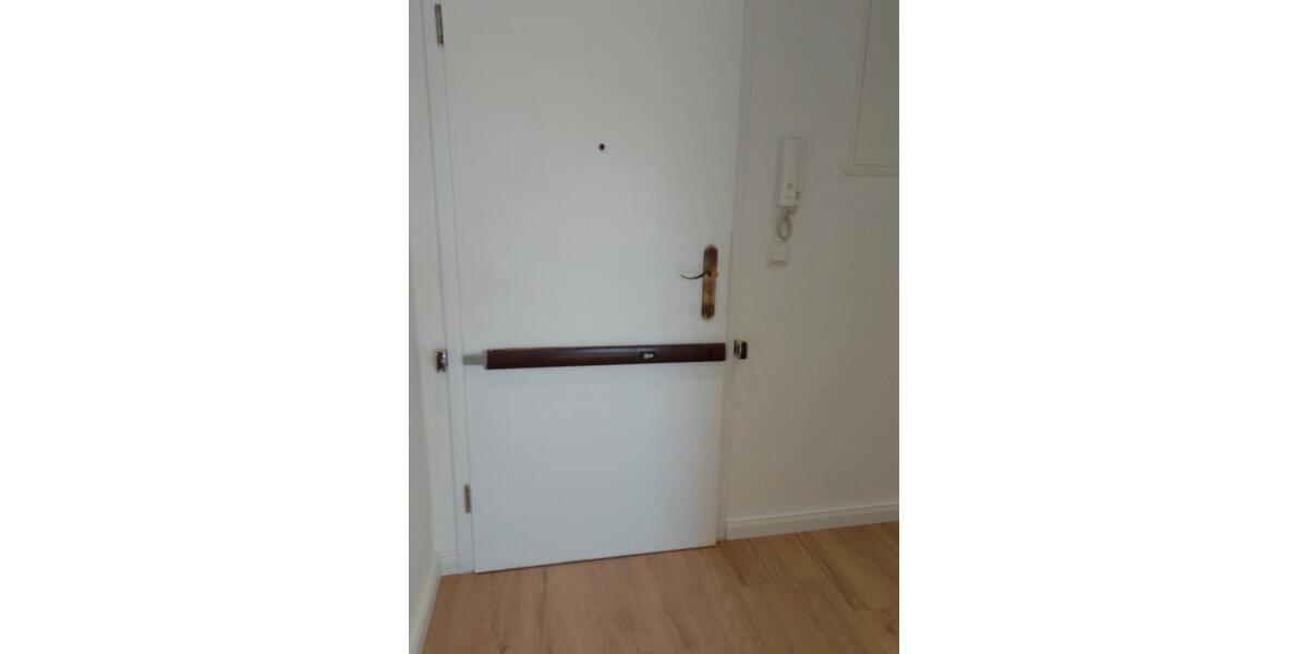 Dachgeschoßwohnung Köln Kalk - 3 Zimmer, 71 m&sup2;, 1.350&euro; | Angebot:26367904