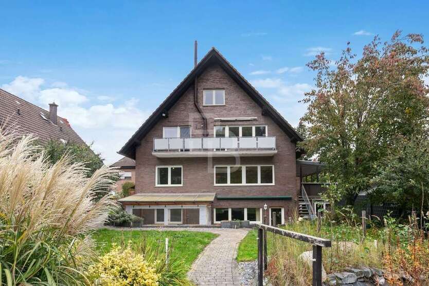 Haus zum Kaufen in Bergheim 799.000 € 385 m²