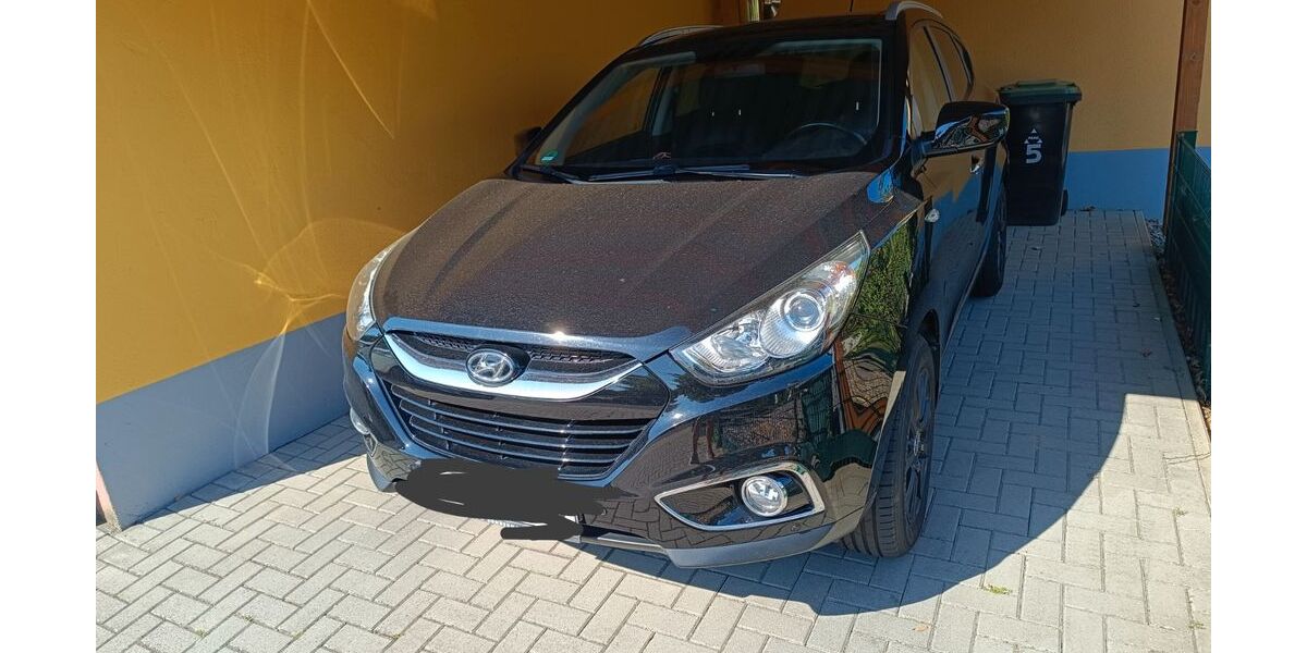 Hyundai ix35 119.000 km 8.999 &euro; Troisdorf 53840