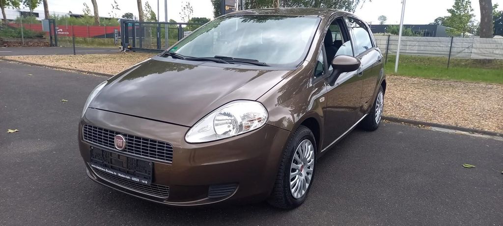 Fiat Punto 204.000 km 1.950 &euro; köln 51145