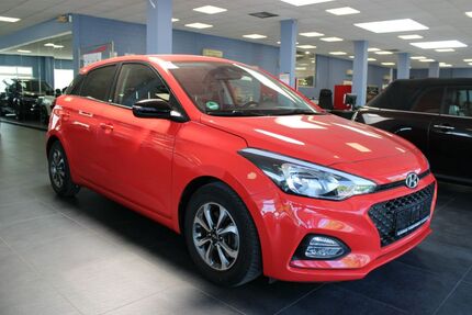 Hyundai i20 71.360 km 12.980 € Euskirchen 53881