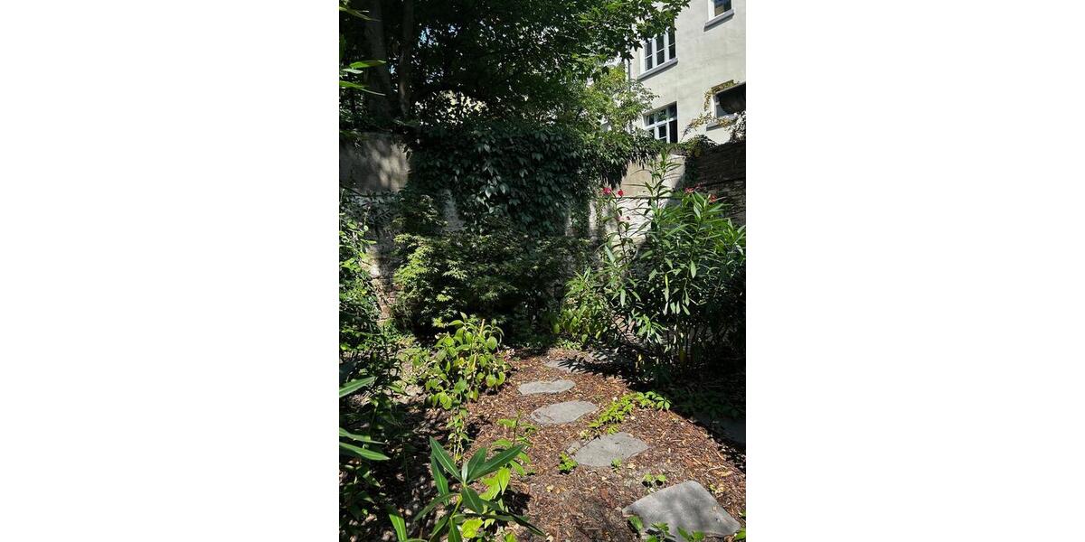 Denkmalmaisonette Nippes:Sanierungsobjekt mit Charme & Potenzial zimmer