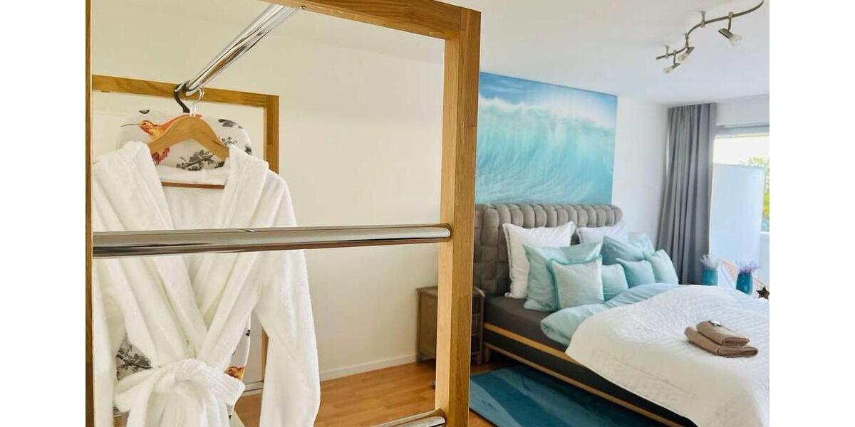 Hochwertig möbliertes 1-Zimmer-Apartment, großer Südbalkon 1 zimmer