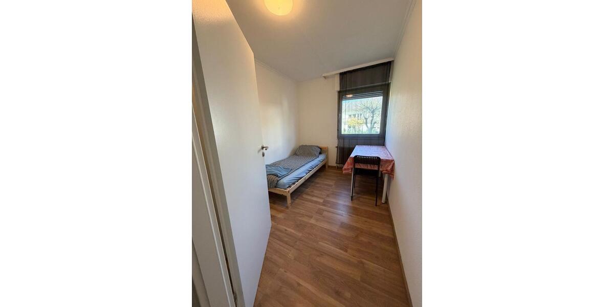 Einfamilienhaus Leverkusen Bergisch Neukirchen - 8 Zimmer, 180 m&sup2;, 3.500&euro; | Angebot:25280776