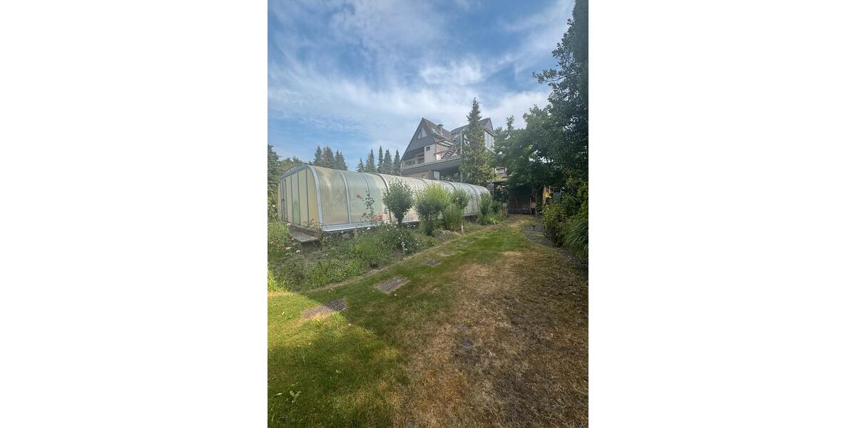 Etagenwohnung Langenfeld (Rheinland) - 2 Zimmer, 596 m&sup2;, 1.600.000&euro; | Angebot:27081290