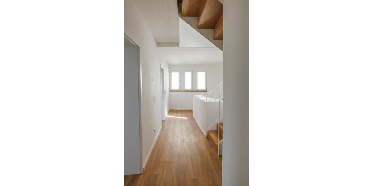 Luxuriös saniertes Einfamilienhaus mit Atelier & großem Garten zimmer