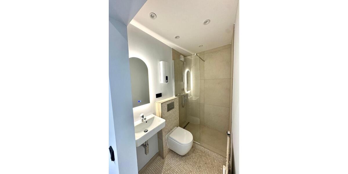 Terrassenwohnung Köln Lindenthal - 1 Zimmer, 30 m&sup2;, 1.050&euro; | Angebot:26524917
