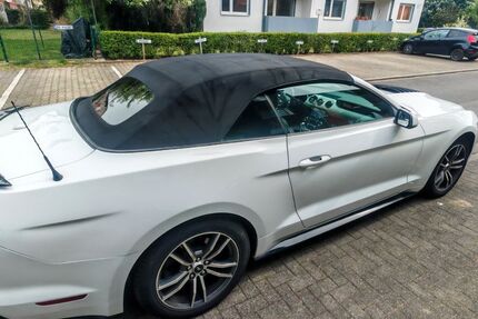 Ford Mustang 98.000 km 22.500 &euro; Kerpen 50171