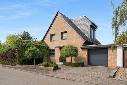 Haus zum Kaufen in Elsdorf 599.000 € 164.59 m²