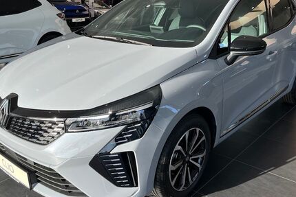 Renault Clio 6.900 km 23.380 &euro; Langenfeld 40764