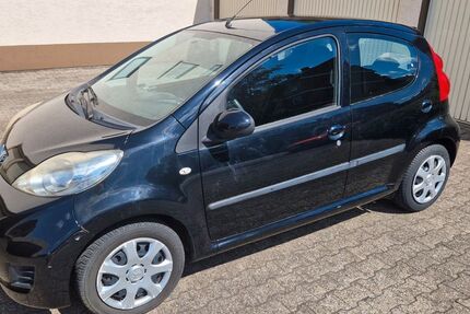 Peugeot 107 69.900 km 3.500 &euro; Langenfeld (Rheinland) 40764
