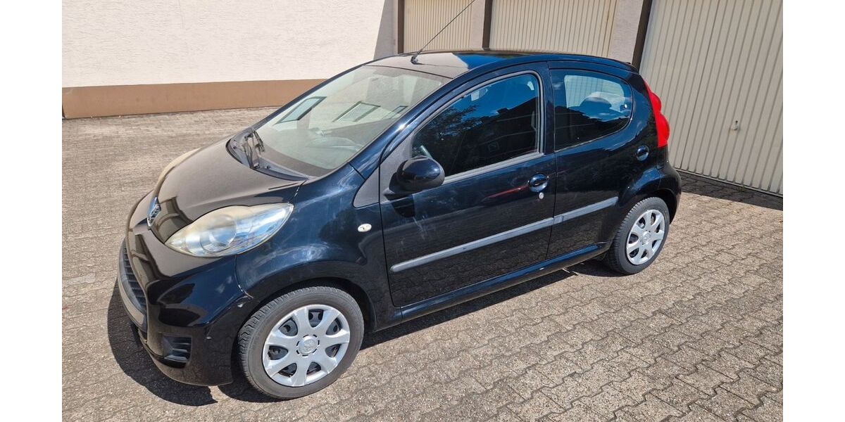 Peugeot 107 69.900 km 3.500 &euro; Langenfeld (Rheinland) 40764