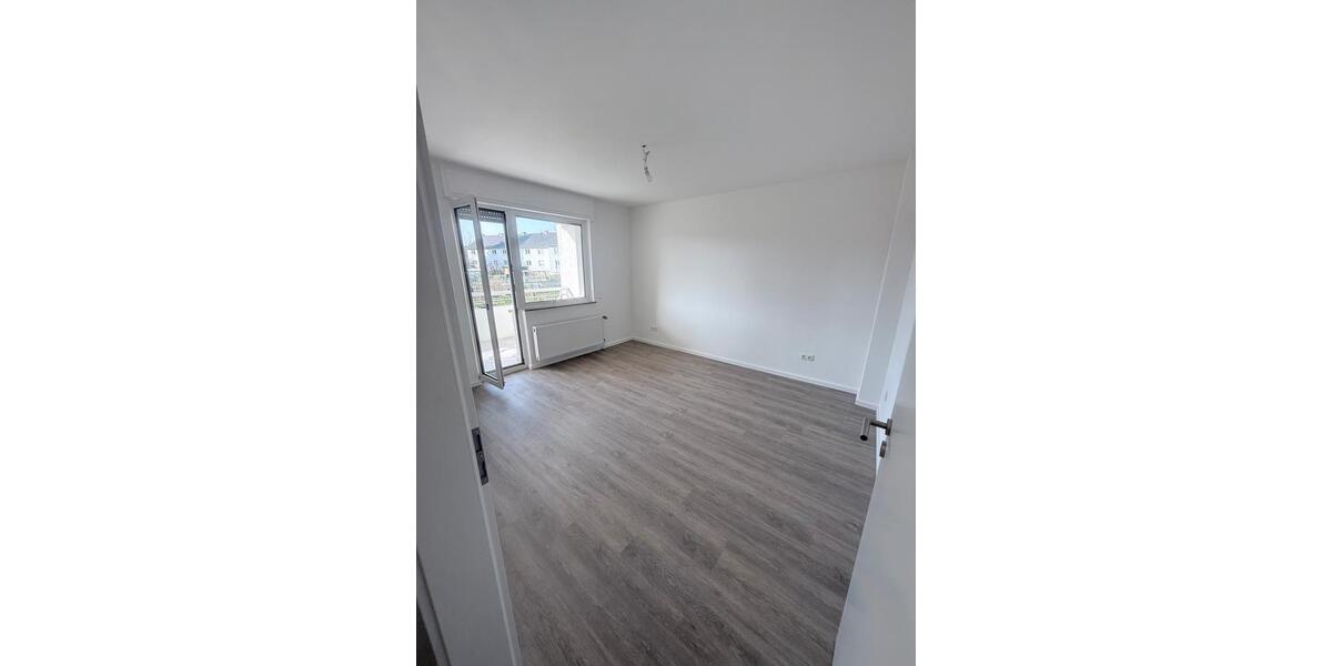 Erdgeschoßwohnung Köln Porz - 4 Zimmer, 74 m&sup2;, 1.300&euro; | Angebot:25407437