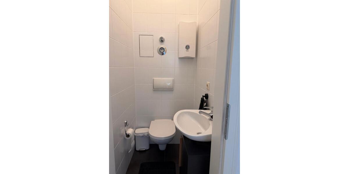 Etagenwohnung Wermelskirchen - 3 Zimmer, 117 m&sup2;, 1.260&euro; | Angebot:26283503