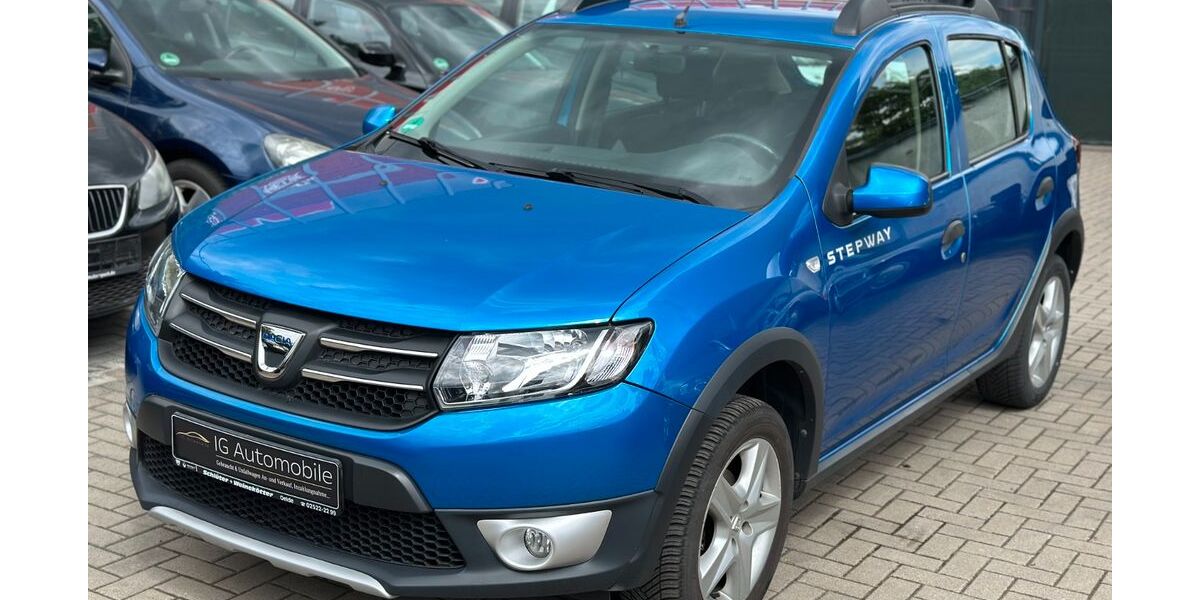Dacia Sandero 120.000 km 5.770 &euro; Köln 51109