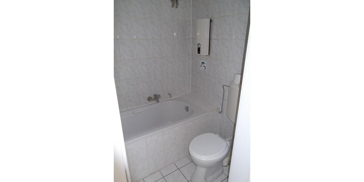 Erdgeschoßwohnung Köln Mülheim - 1.5 Zimmer, 30 m&sup2;, 125.000&euro; | Angebot:23747005