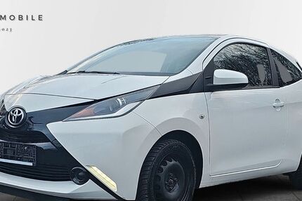 Toyota Aygo (X) 139.615 km 4.490 &euro; Troisdorf 53840
