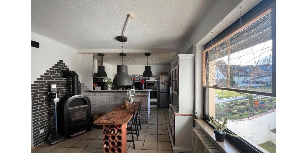 Etagenwohnung Nörvenich - 7 Zimmer, 171 m&sup2;, 2.281&euro; | Angebot:26024755