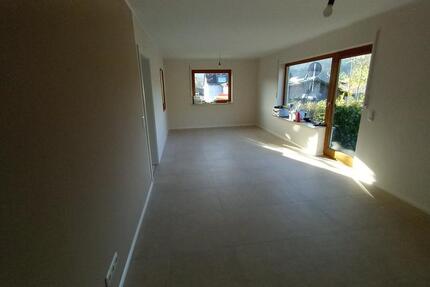 Haus Hennef (Sieg) - 7 Zimmer, 158 m&sup2;, 1.780&euro; | Angebot:27615891