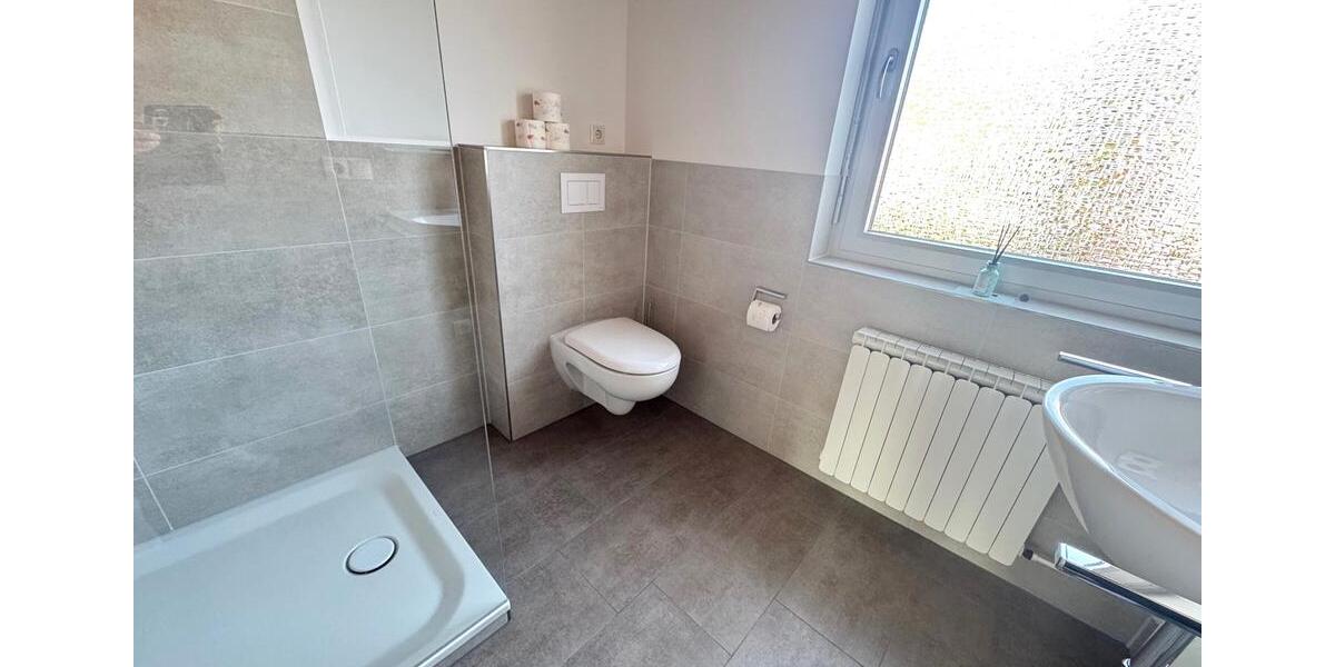 **Bonn-Beuel: Gepflegtes Reihenmittelhaus in toller Lage! 4 Zimmer, Terrasse, Garten** 4 zimmer