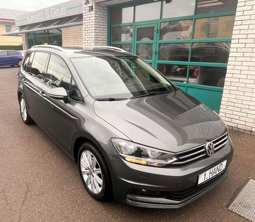 VW Touran 115.857 km 16.950 € Bornheim 53332