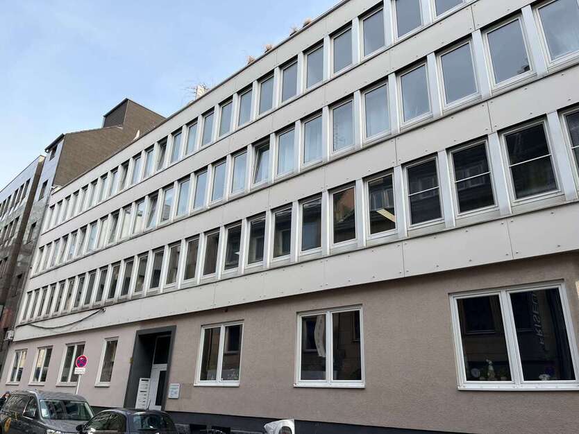 Wohnung zum Mieten in Düsseldorf 1.050 € 70 m²