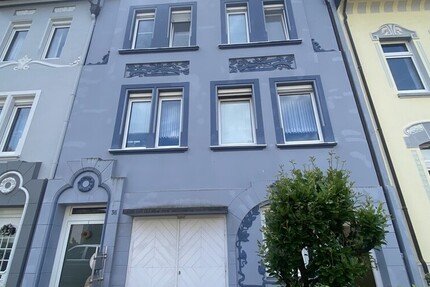 3-Familienhaus in Solingen-Höhscheid zu verkaufen mit einer Rendite von 4,8% (5,4%) - Haus Solingen Burg | Angebot:25051832