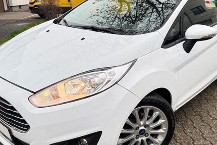Ford Fiesta 77.000 km 6.599 &euro; Köln/Wahn 51147
