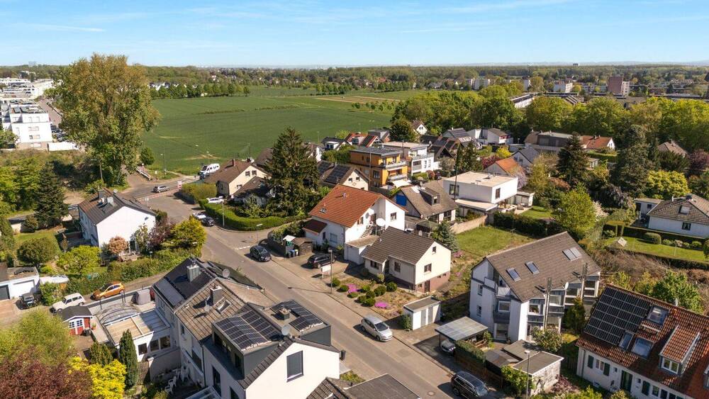 Bungalow Köln Sürth - 5 Zimmer, 137 m&sup2;, 749.000&euro; | Angebot:26472592