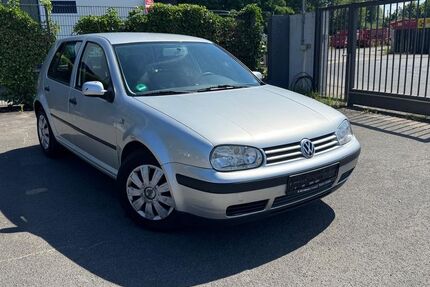 VW Golf 215.380 km 599 &euro; Troisdorf 53840