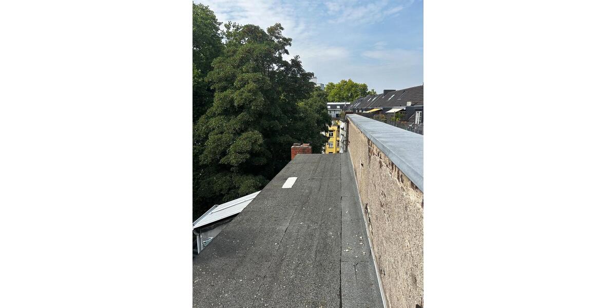 Denkmalmaisonette Nippes:Sanierungsobjekt mit Charme & Potenzial zimmer