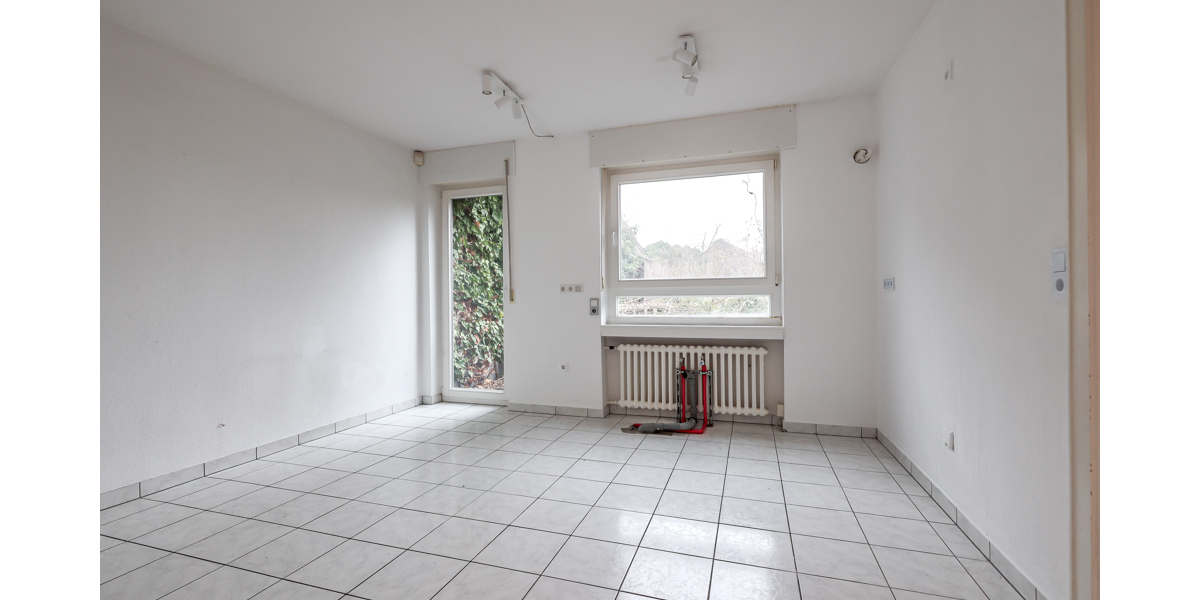 Rheinblick, Gartenidylle und Entwicklungspotential - Einfamilienhaus Köln Porz | Angebot:25783620